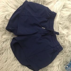 Lululemon Hotty Hot short